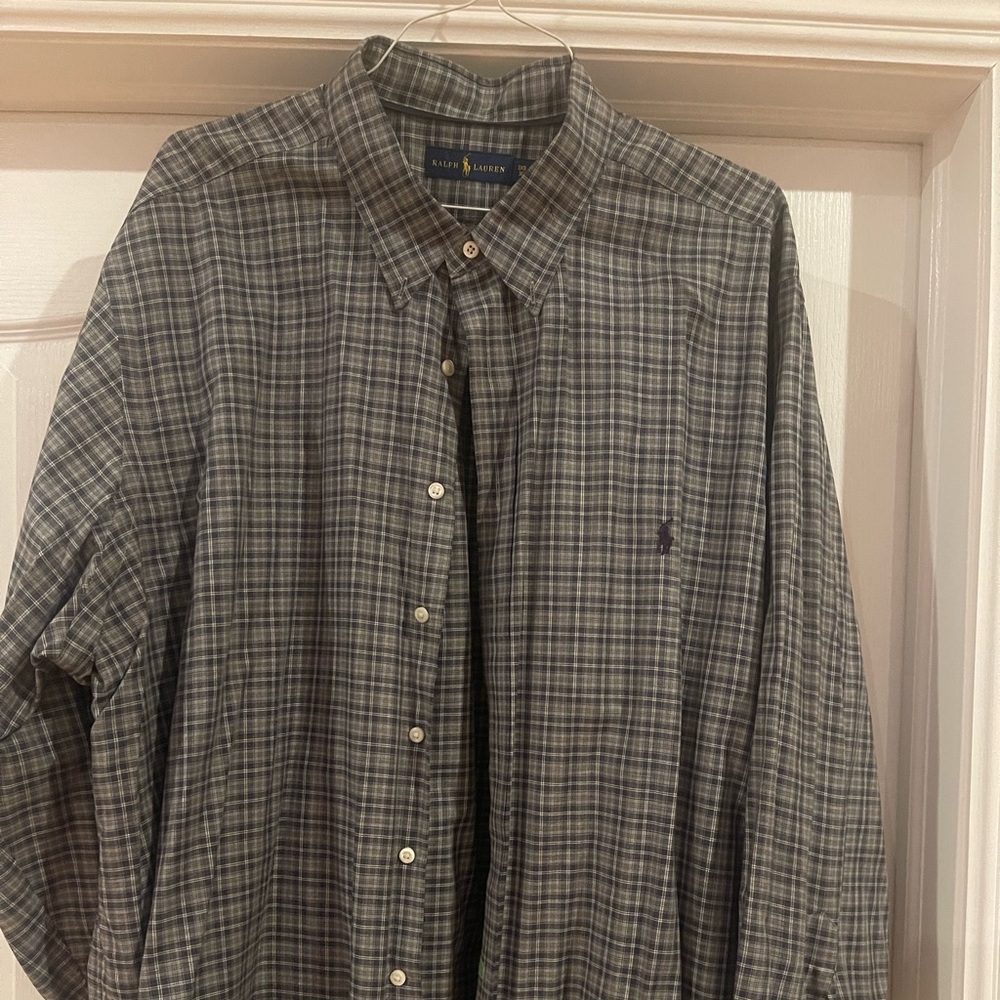Polo button down shirt. This is a grey plaid design. Size is 3X.